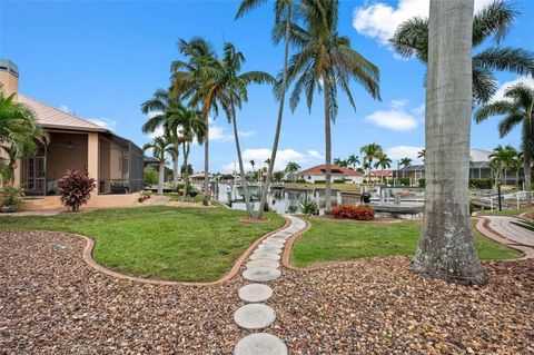 A home in PUNTA GORDA