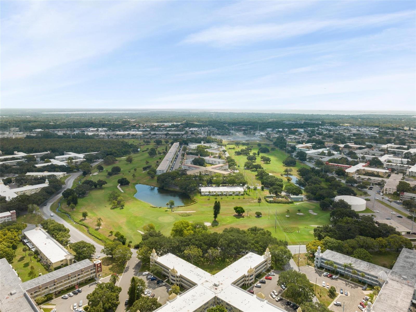 ON TOP OF THE WORLD - Residential