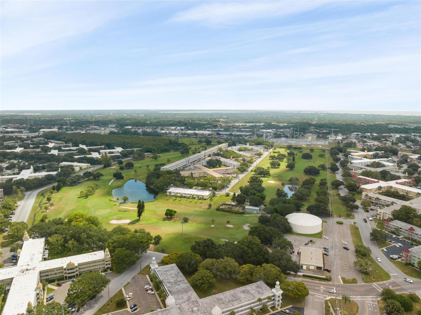 ON TOP OF THE WORLD - Residential