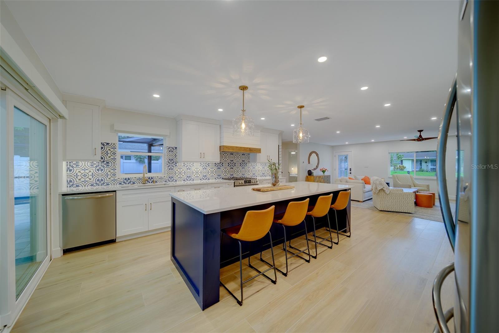 PLEASANT VIEW TERRACE 4TH ADD - Residential