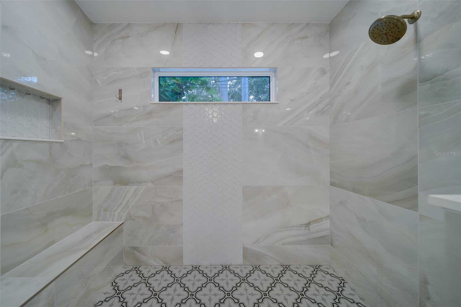 PLEASANT VIEW TERRACE 4TH ADD - Residential