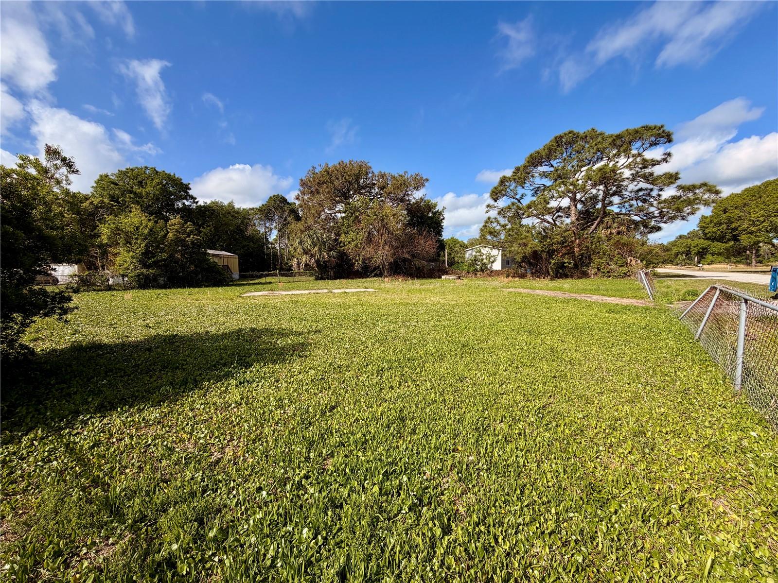 MOBILE VILLAGE UNREC SUB - Land