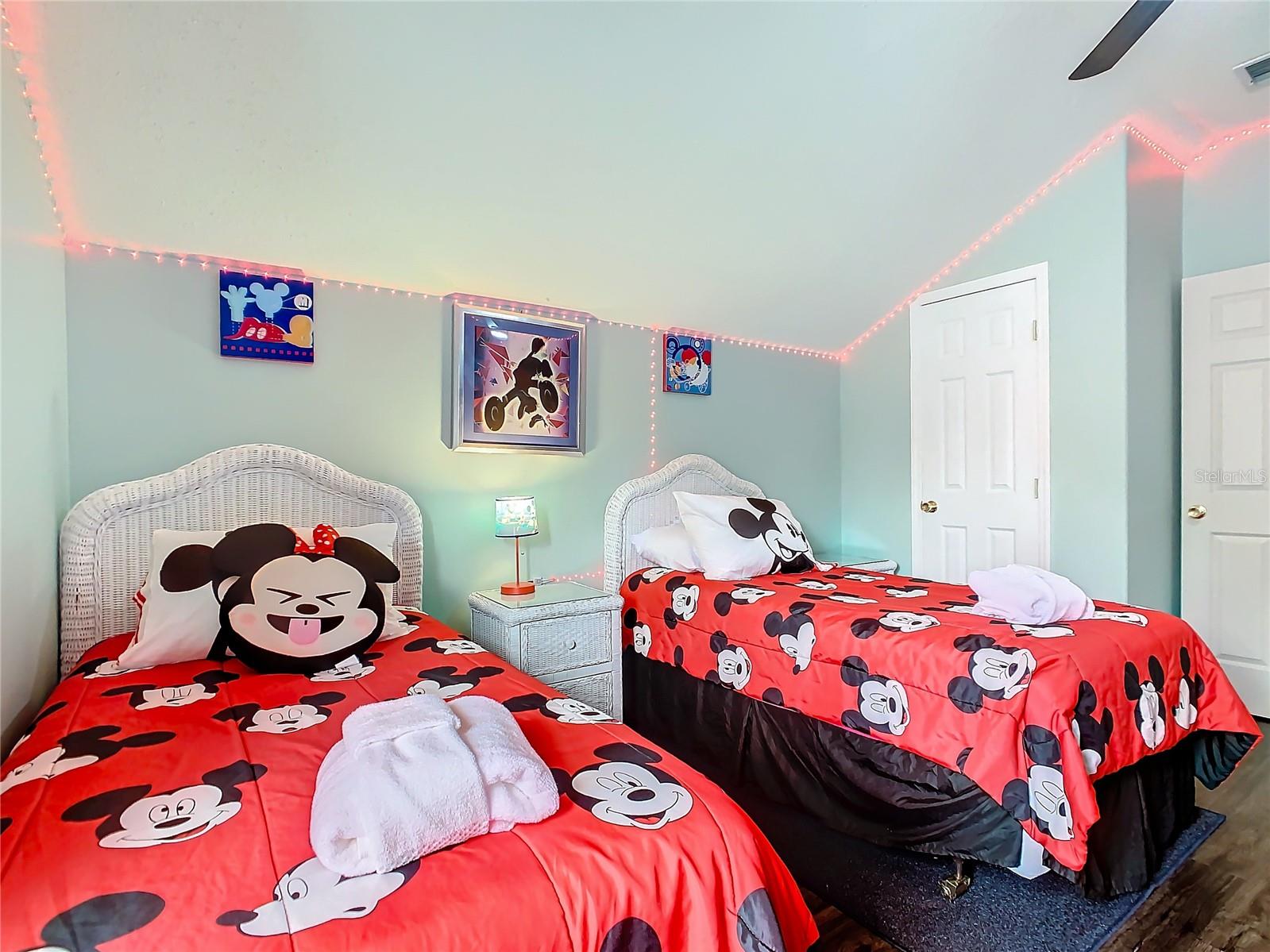 GLENBROOK SUB - Residential