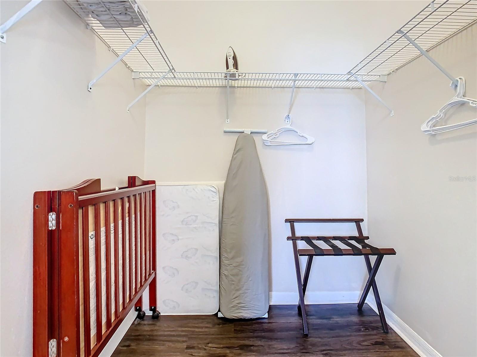 GLENBROOK SUB - Residential