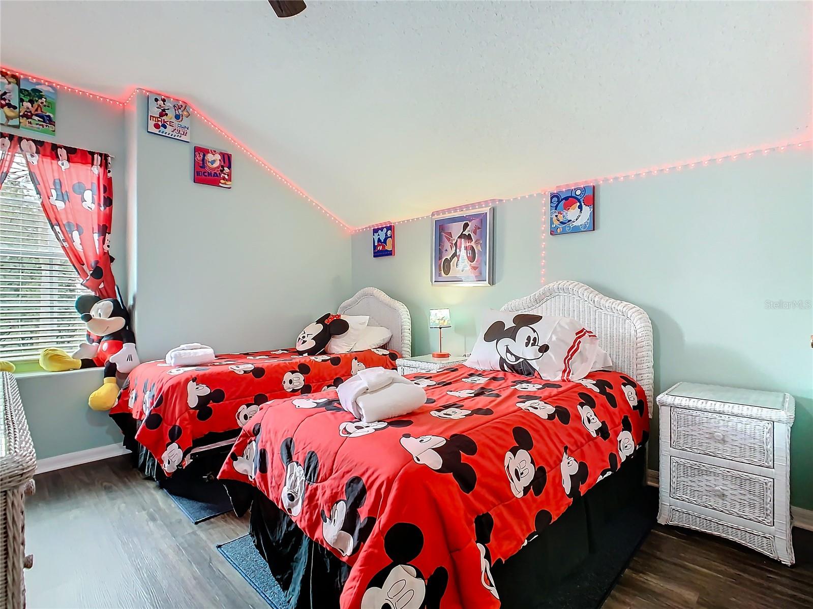 GLENBROOK SUB - Residential