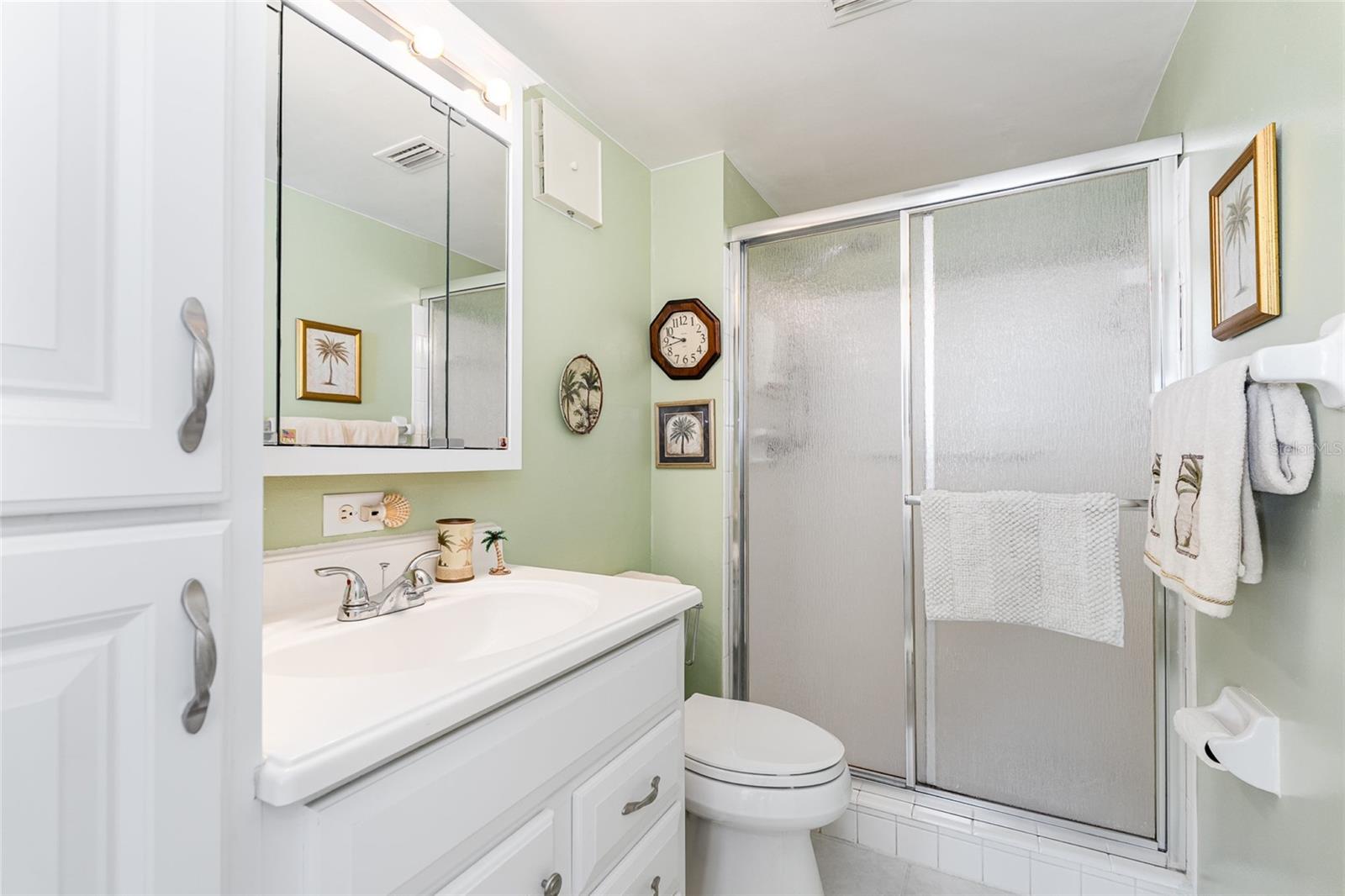 PELICAN POINT CONDOMINIUMS - Residential