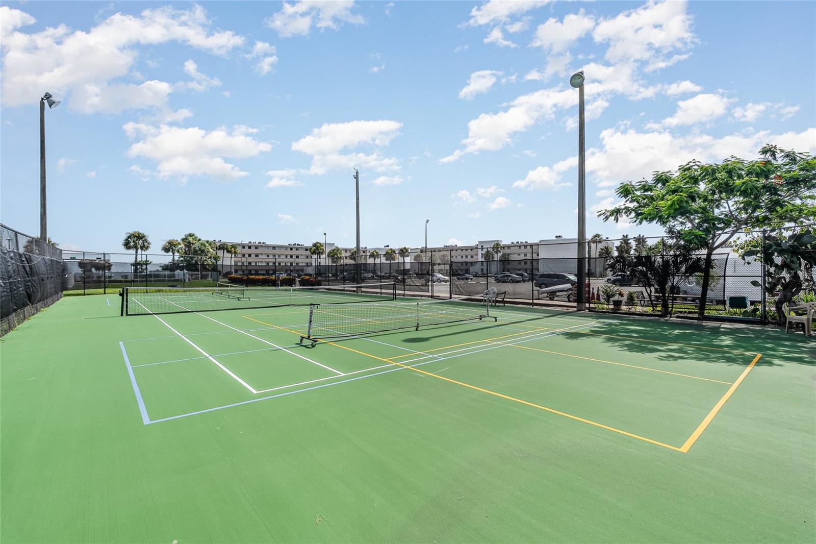 PELICAN POINT CONDOMINIUMS - Residential