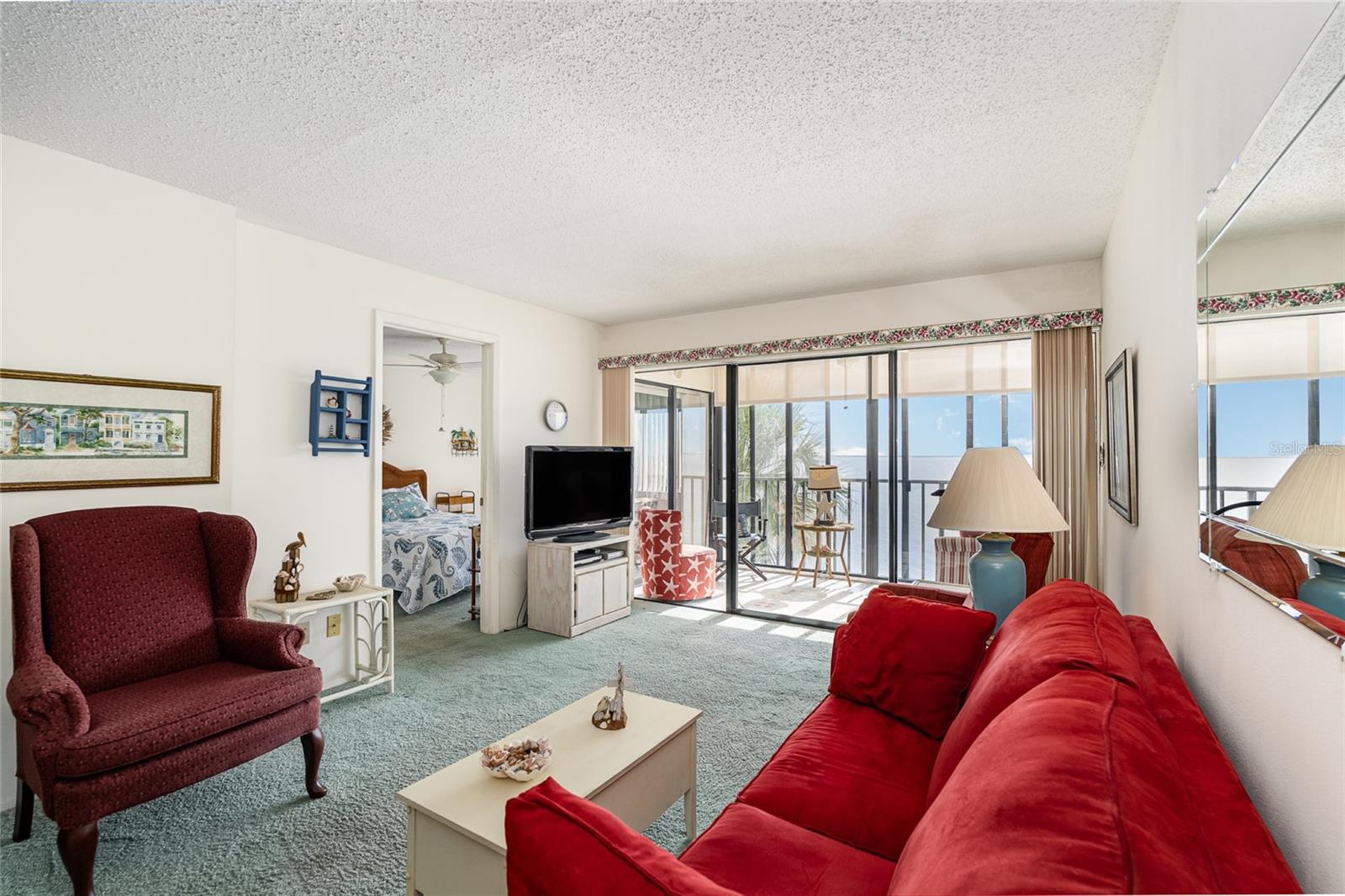 PELICAN POINT CONDOMINIUMS - Residential