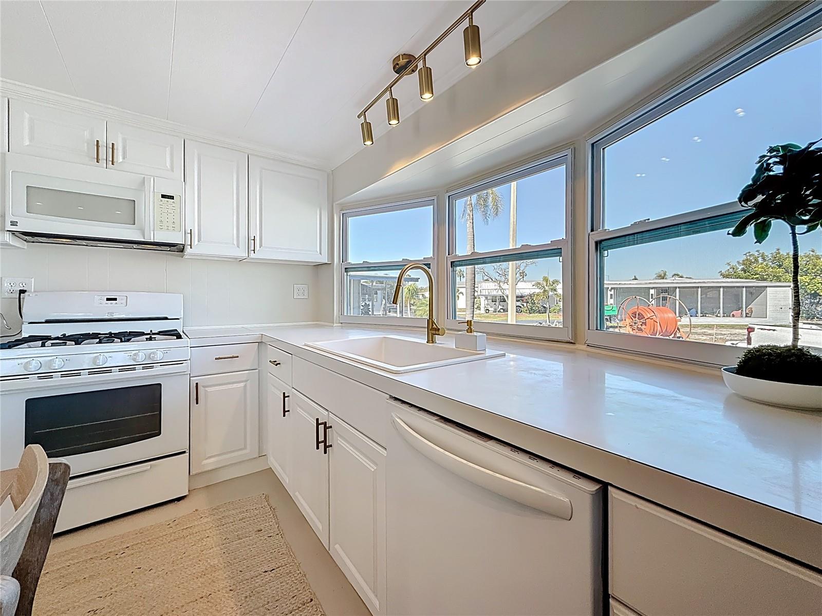 MOBEL AMERICANA MOBILE HOME PARK UNREC - Residential