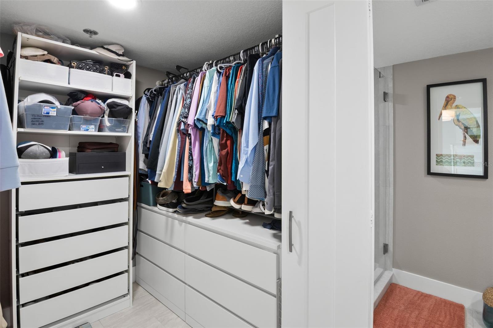 ISLAND WALK CONDO - Residential