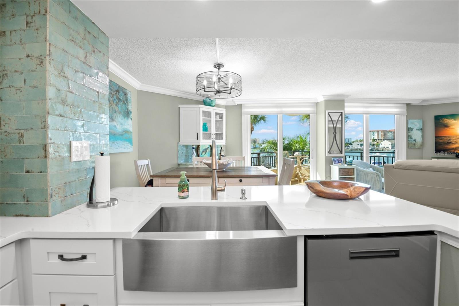 ISLAND WALK CONDO - Residential