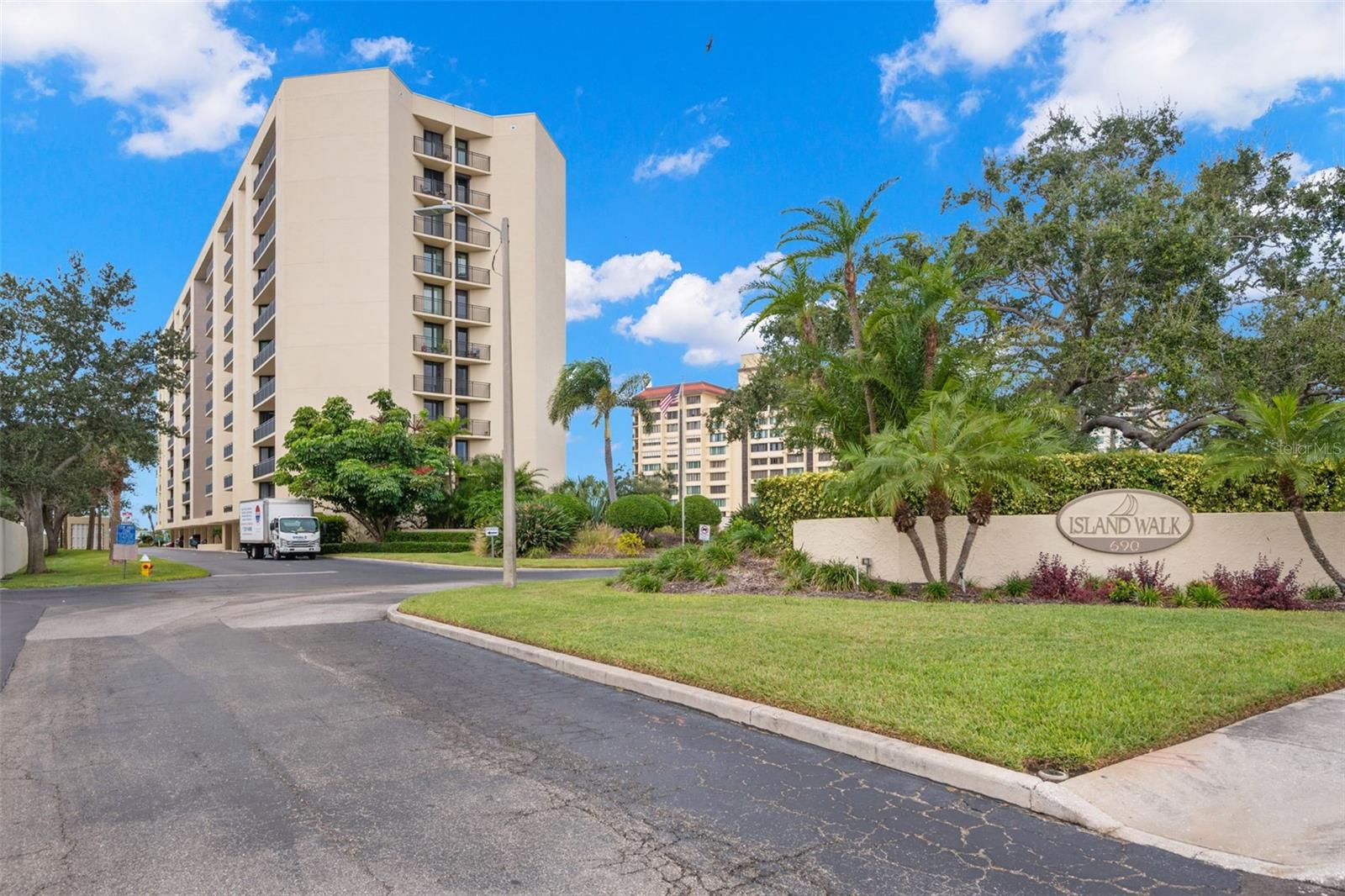 ISLAND WALK CONDO - Residential