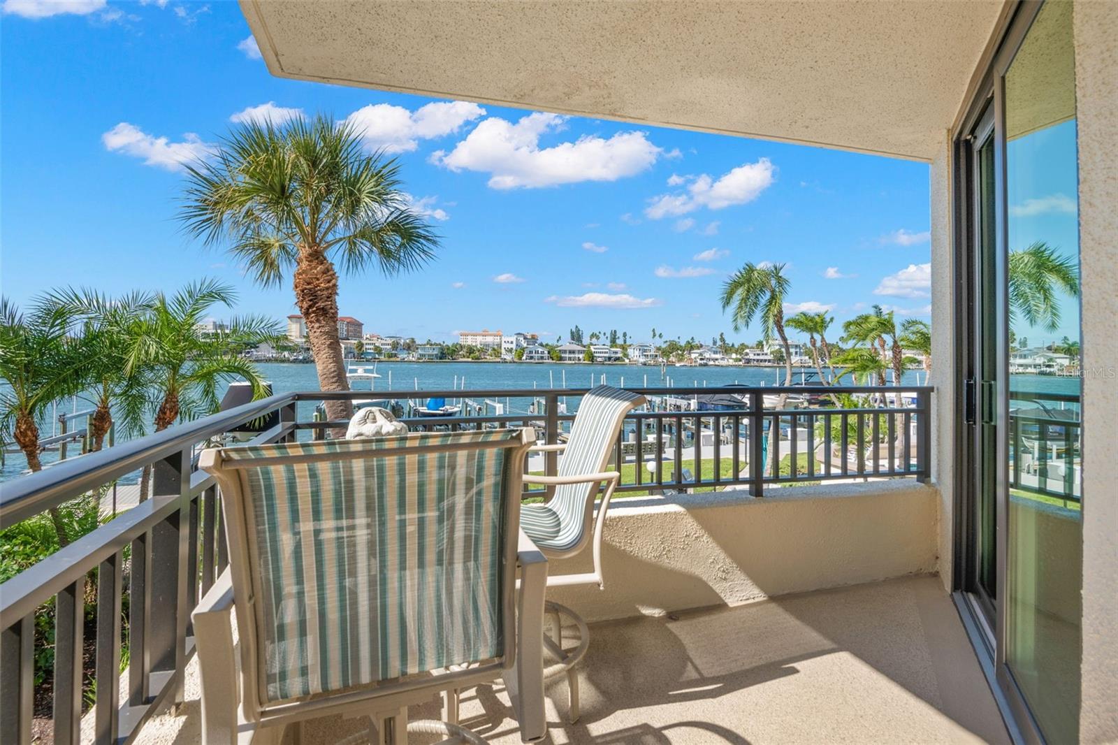 ISLAND WALK CONDO - Residential