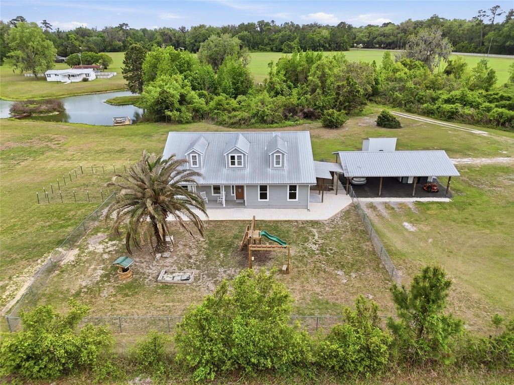 Photo of 3767 NW 156th Avenue, Gainesville, FL 32609 (MLS # GC539217)