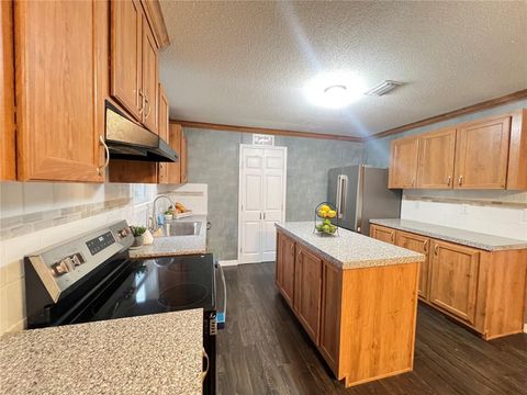 Tiny photo for 10 SE 69th Avenue, Ocala, FL 34472 (MLS # OM715811)