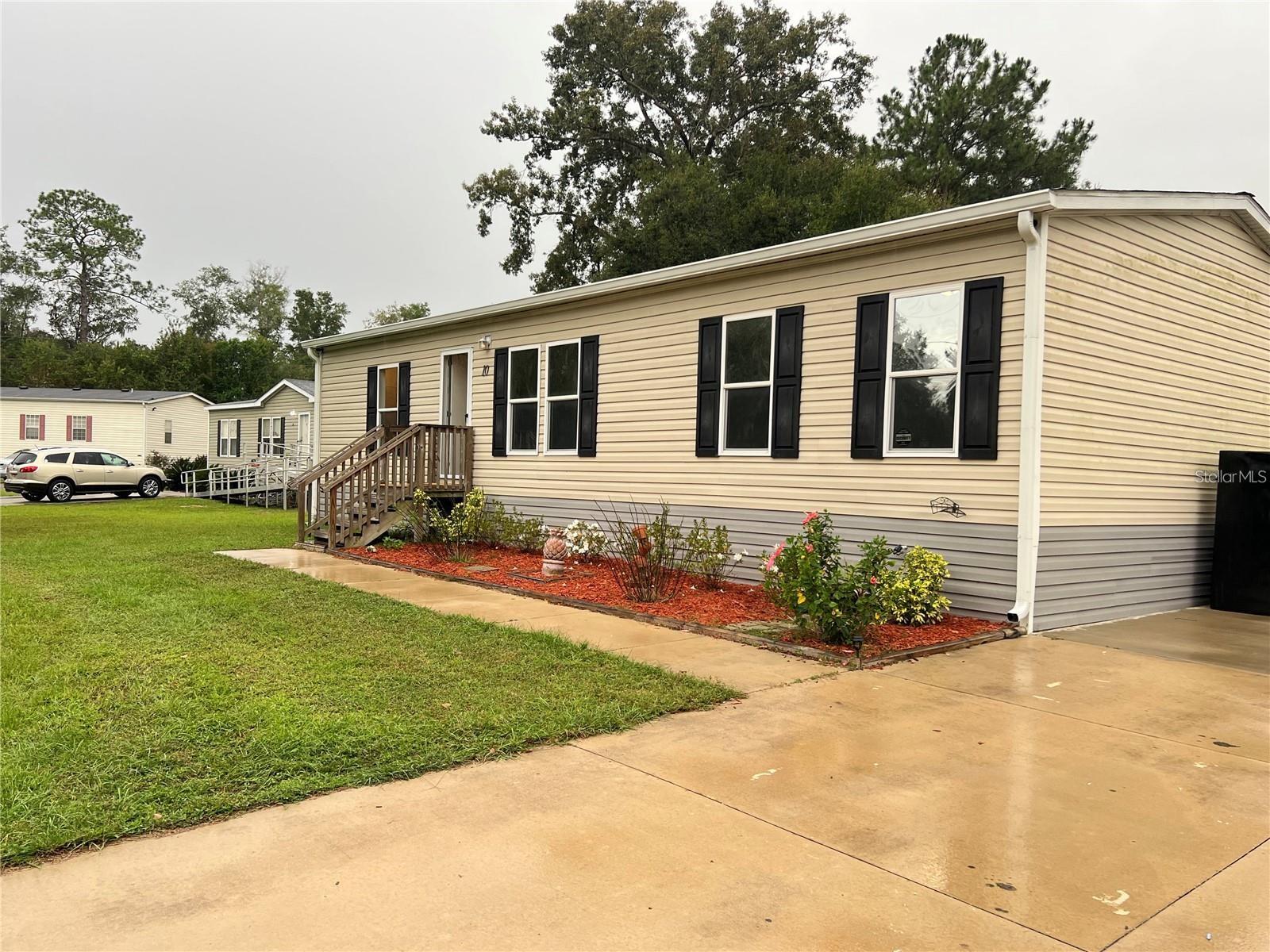 LEXINGTON ESTATE - Residential Lease