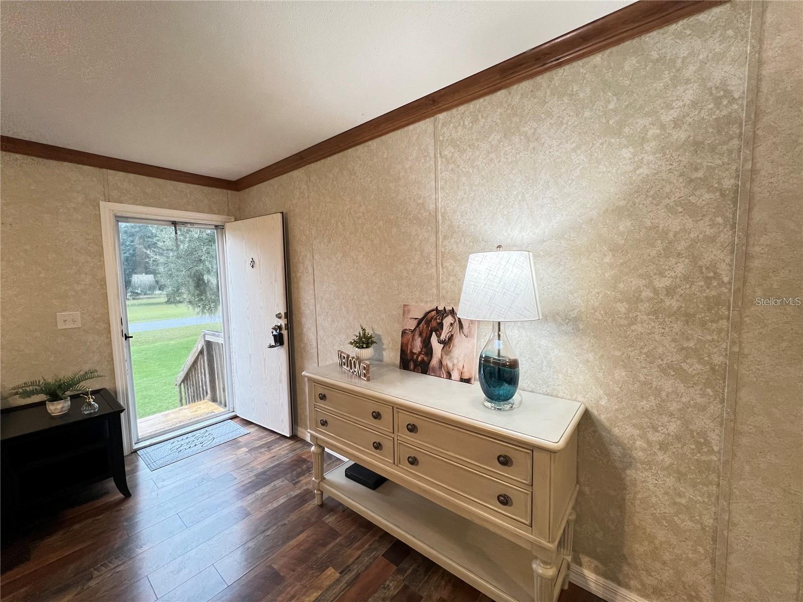 LEXINGTON ESTATE - Residential Lease