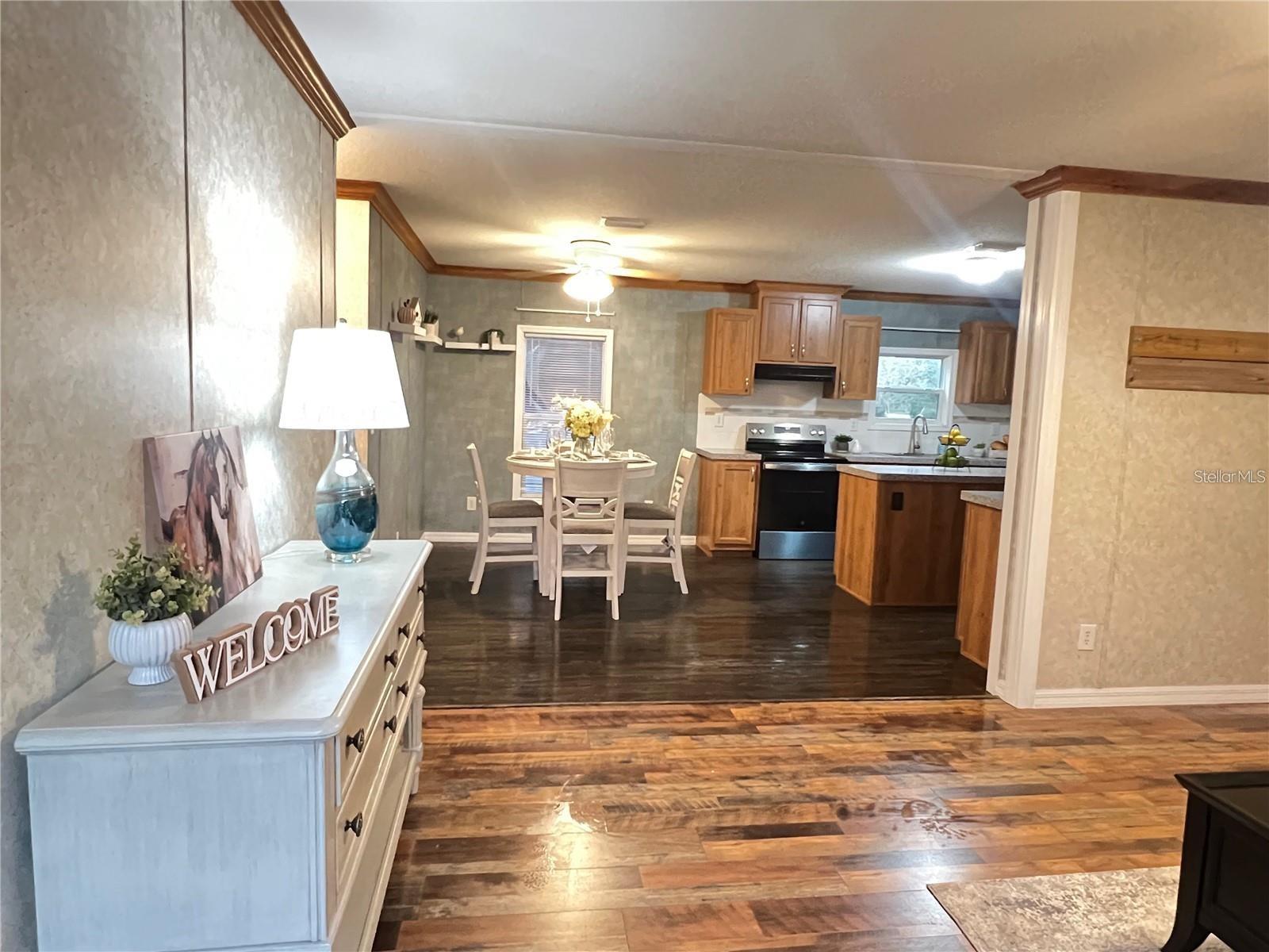 LEXINGTON ESTATE - Residential Lease