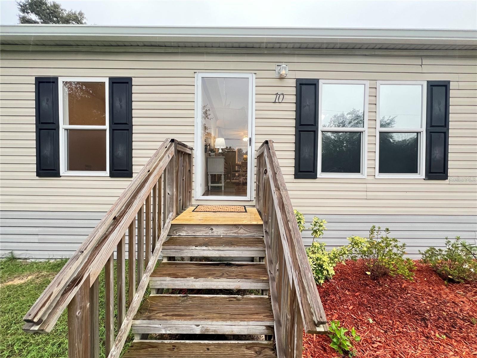 LEXINGTON ESTATE - Residential Lease