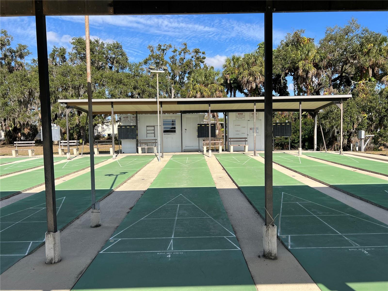 SHADOW BROOK MOBILE HOME - Residential