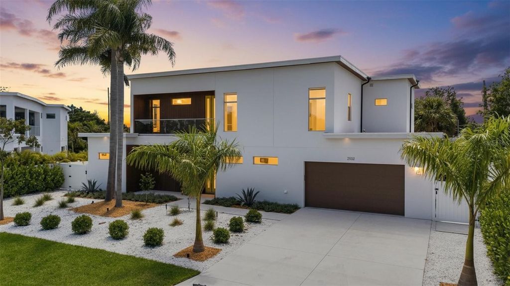 Photo of 2532 Fruit Tree Drive, Sarasota, FL 34239 (MLS # A4662213)