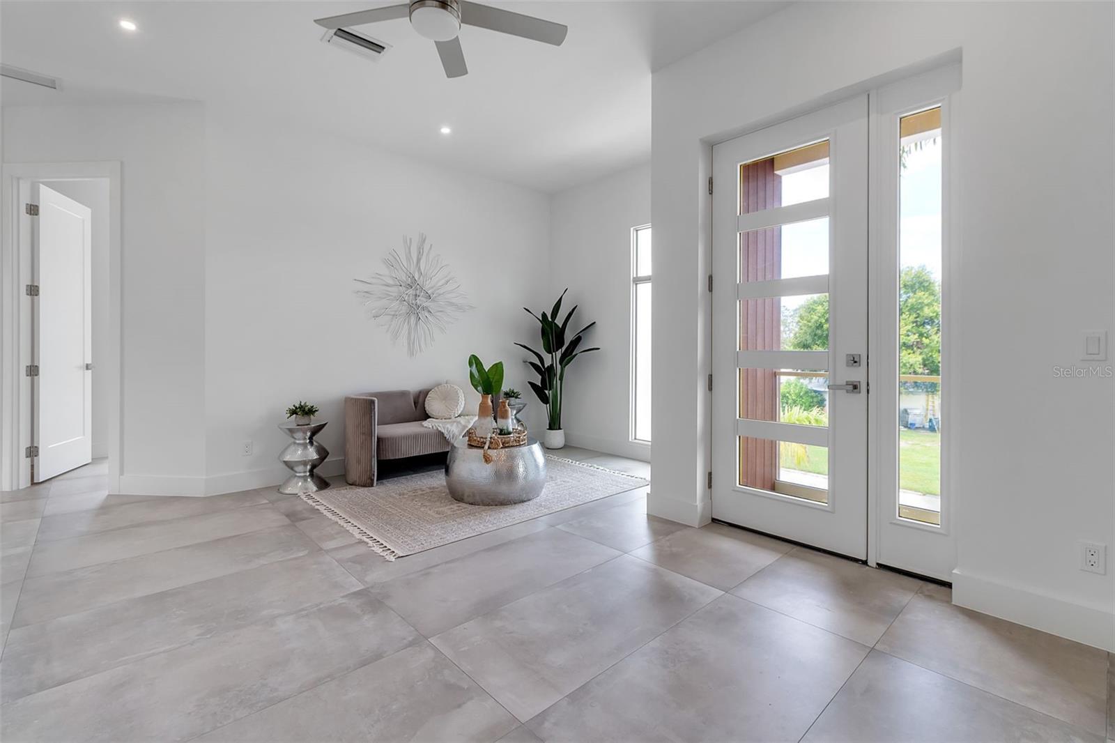 SOUTH GATE - Residential