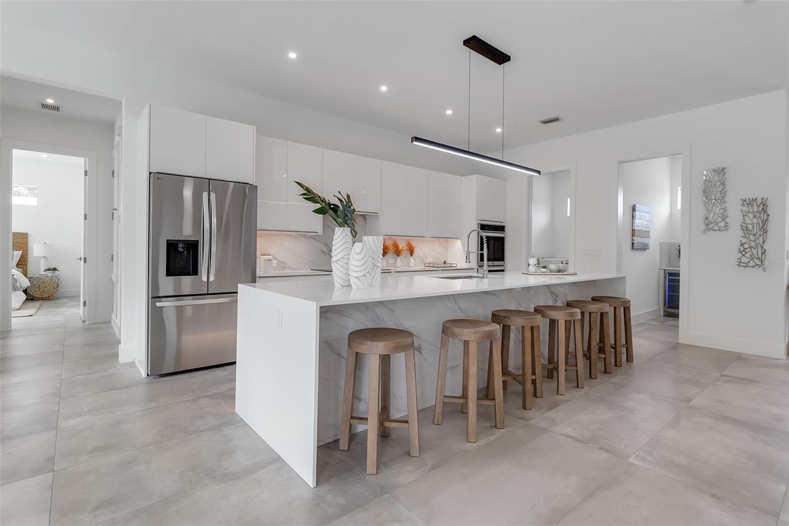 SOUTH GATE - Residential