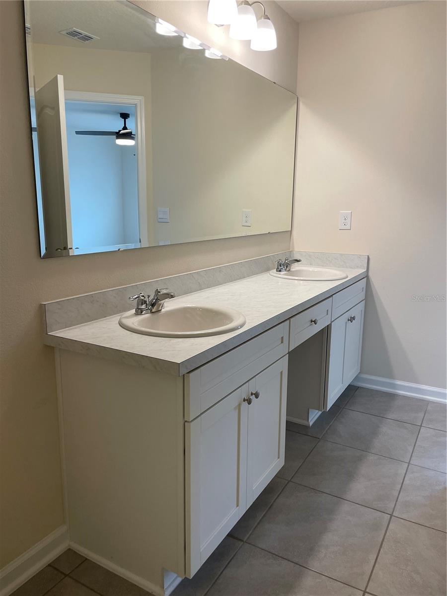 TRAILS - Residential Lease