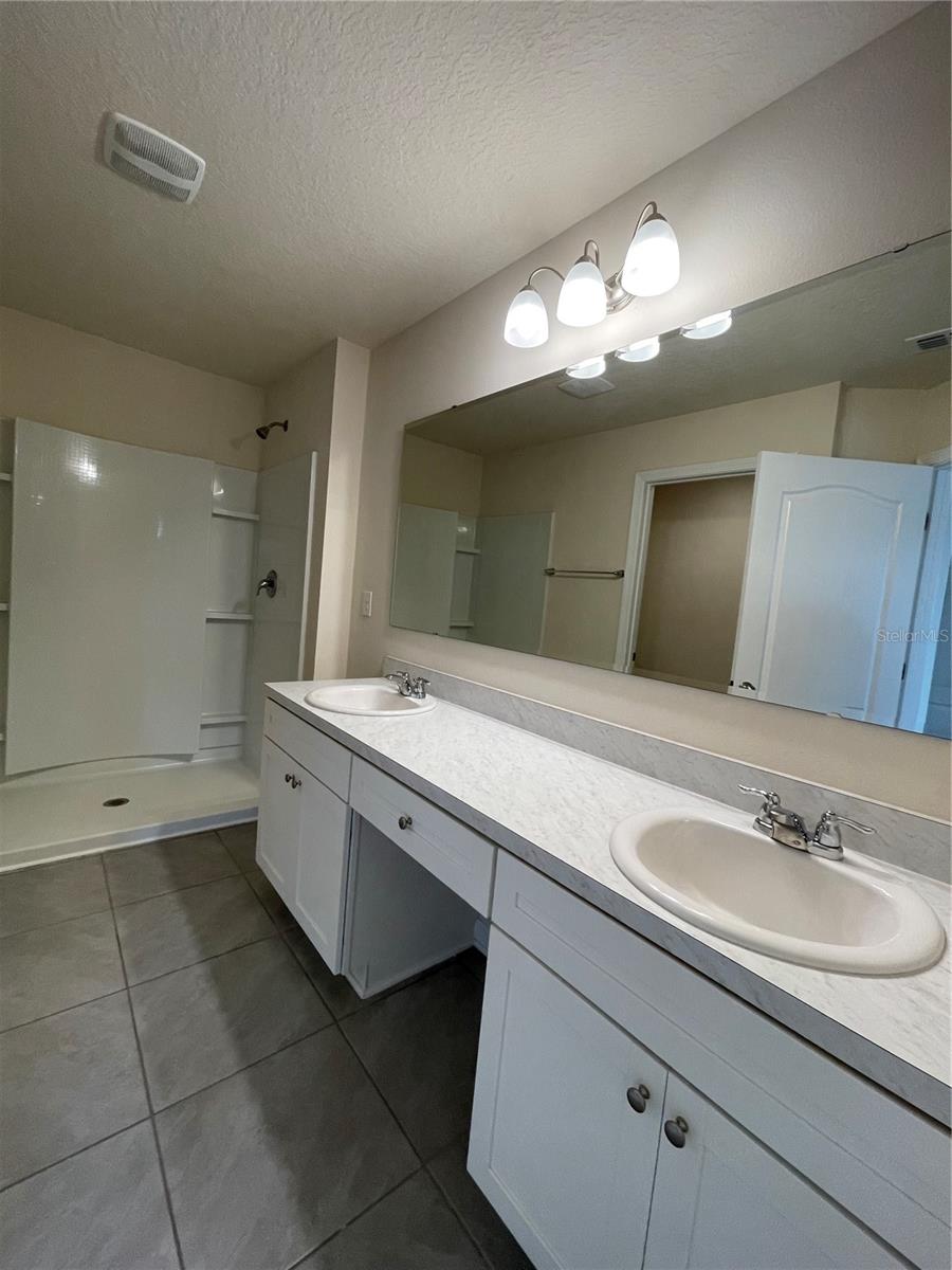 TRAILS - Residential Lease