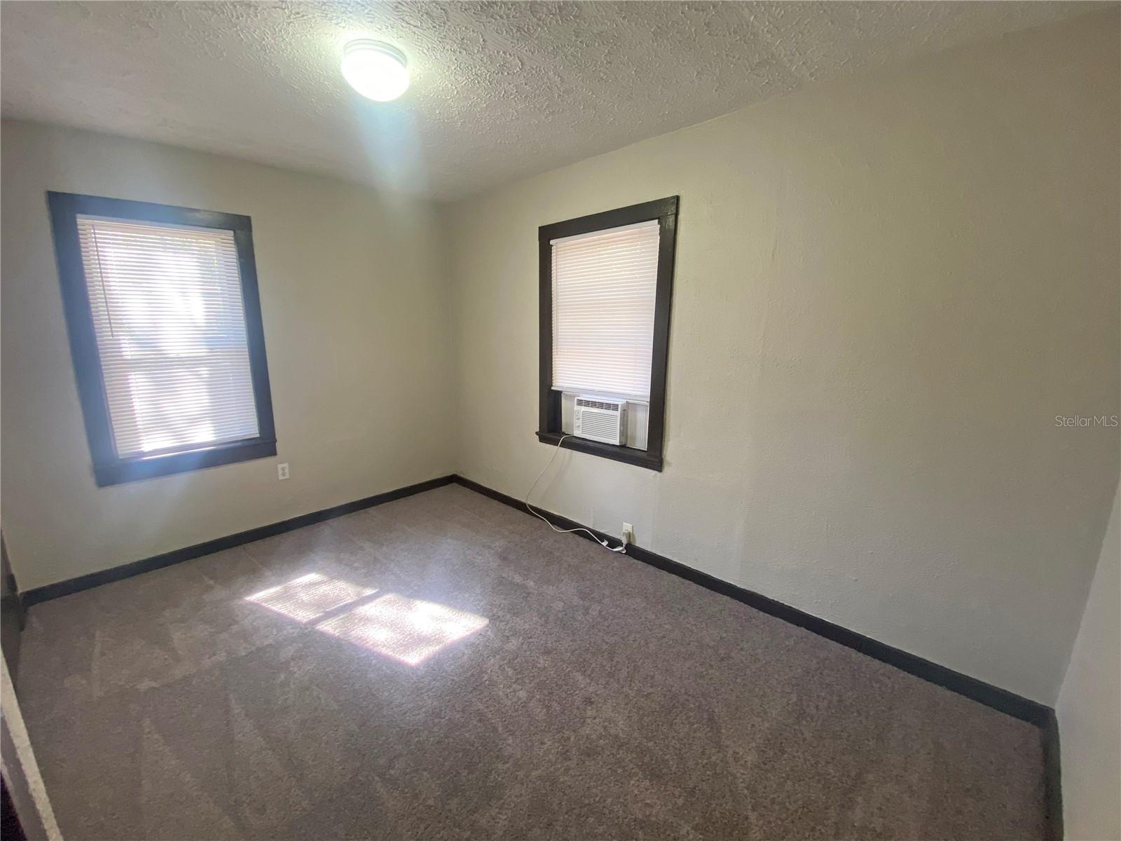 LIVINGSTON & TRUBYS ADD - Residential