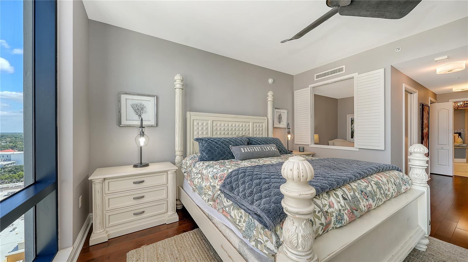 PLAZA AT 05 POINTS RESIDENCES - Residential