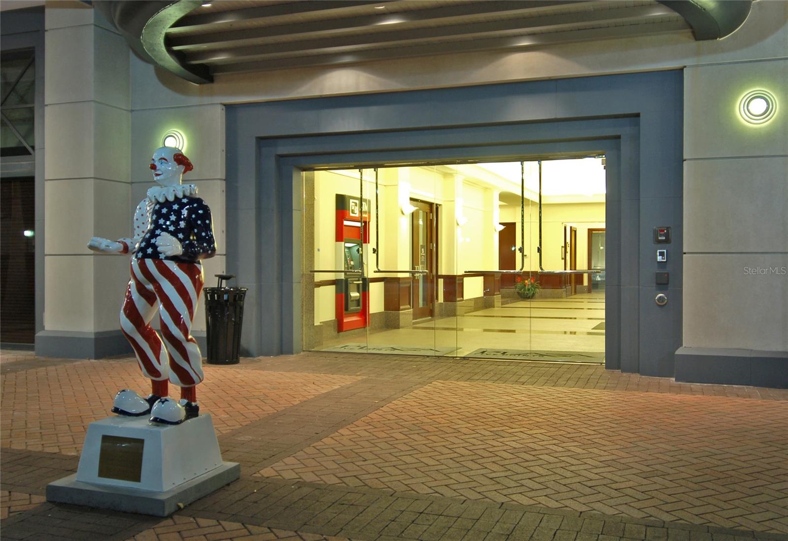 PLAZA AT 05 POINTS RESIDENCES - Residential