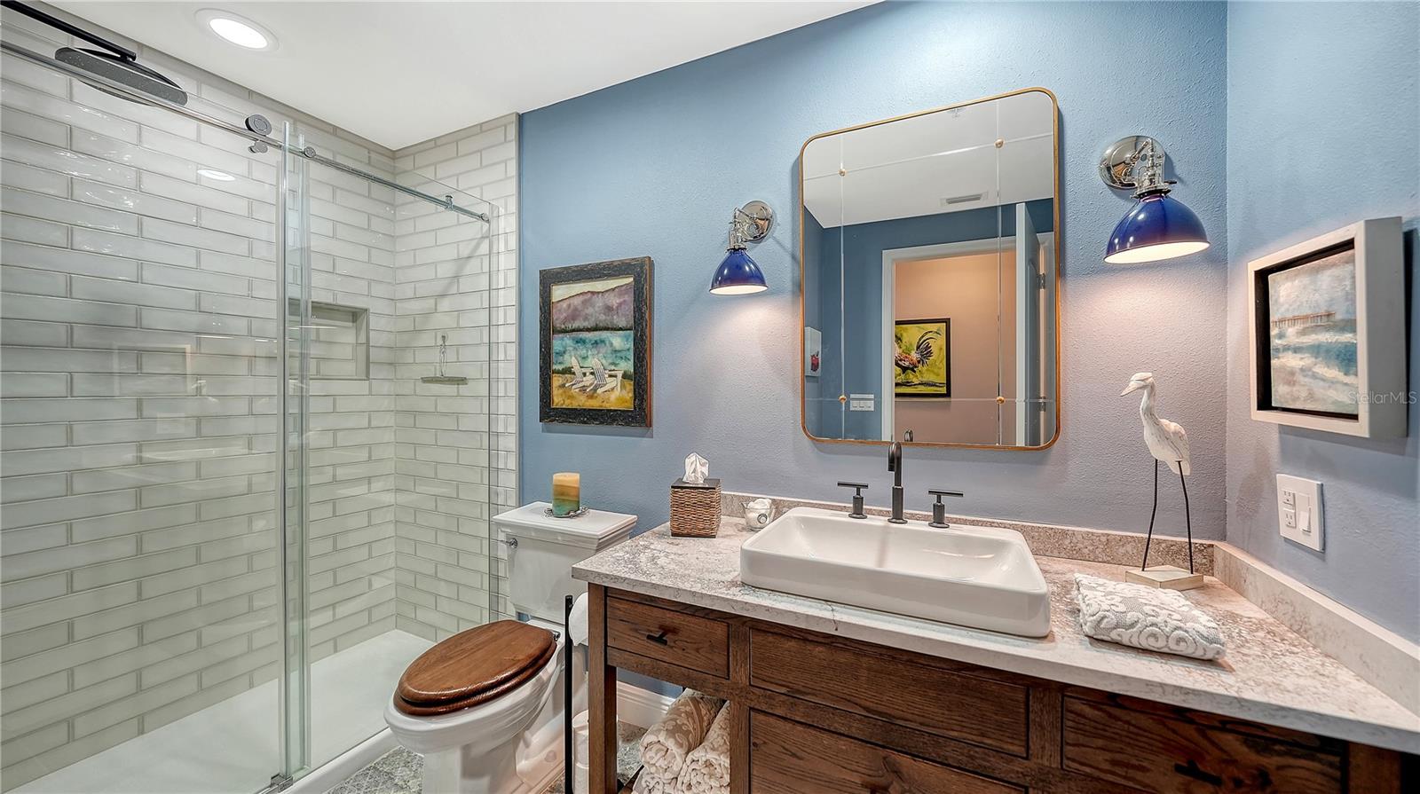 PLAZA AT 05 POINTS RESIDENCES - Residential