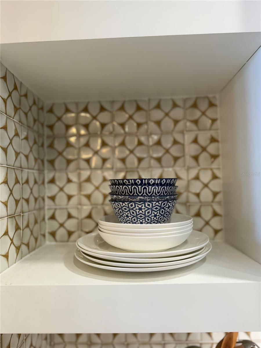 PLAZA AT 05 POINTS RESIDENCES - Residential