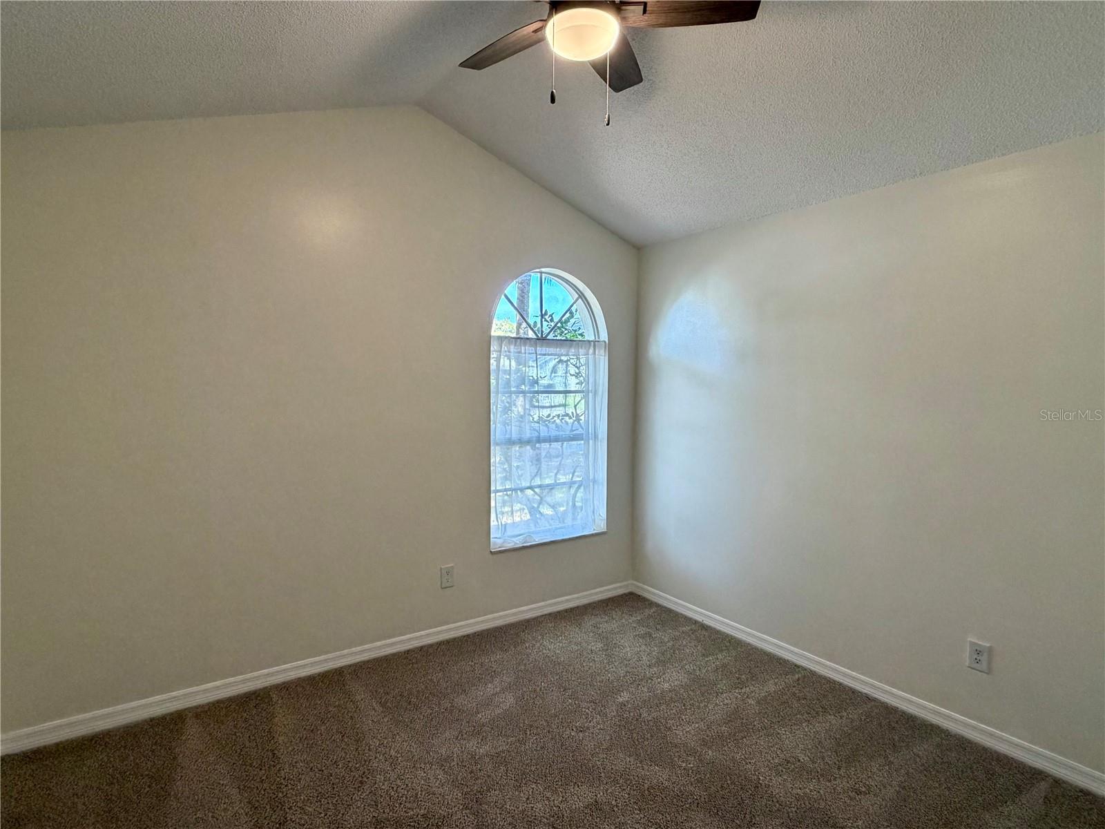 ALAFAYA WOODS PH 14 - Residential