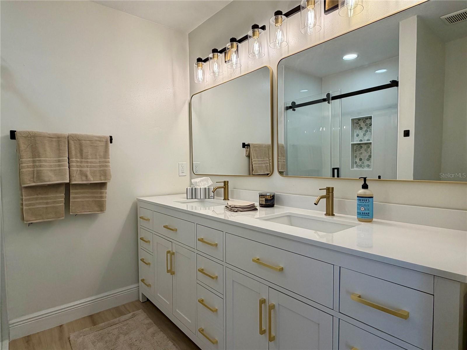 ALAFAYA WOODS PH 14 - Residential