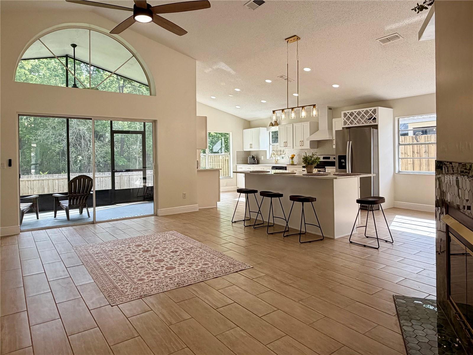 ALAFAYA WOODS PH 14 - Residential