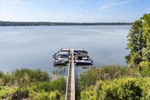 Tiny photo for 19 Island Club Drive, Tavares, FL 32778 (MLS # G5111332)