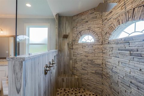 Tiny photo for 19 Island Club Drive, Tavares, FL 32778 (MLS # G5111332)