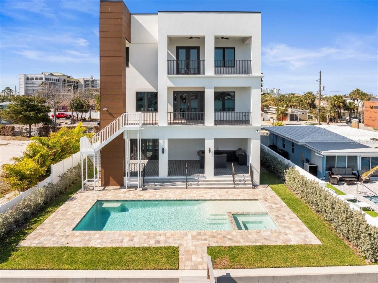 PUNTA VISTA BENNETT BEACH - Residential