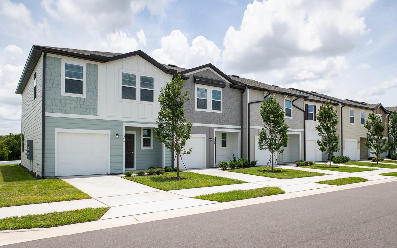 View GIBSONTON, FL 33534 townhome