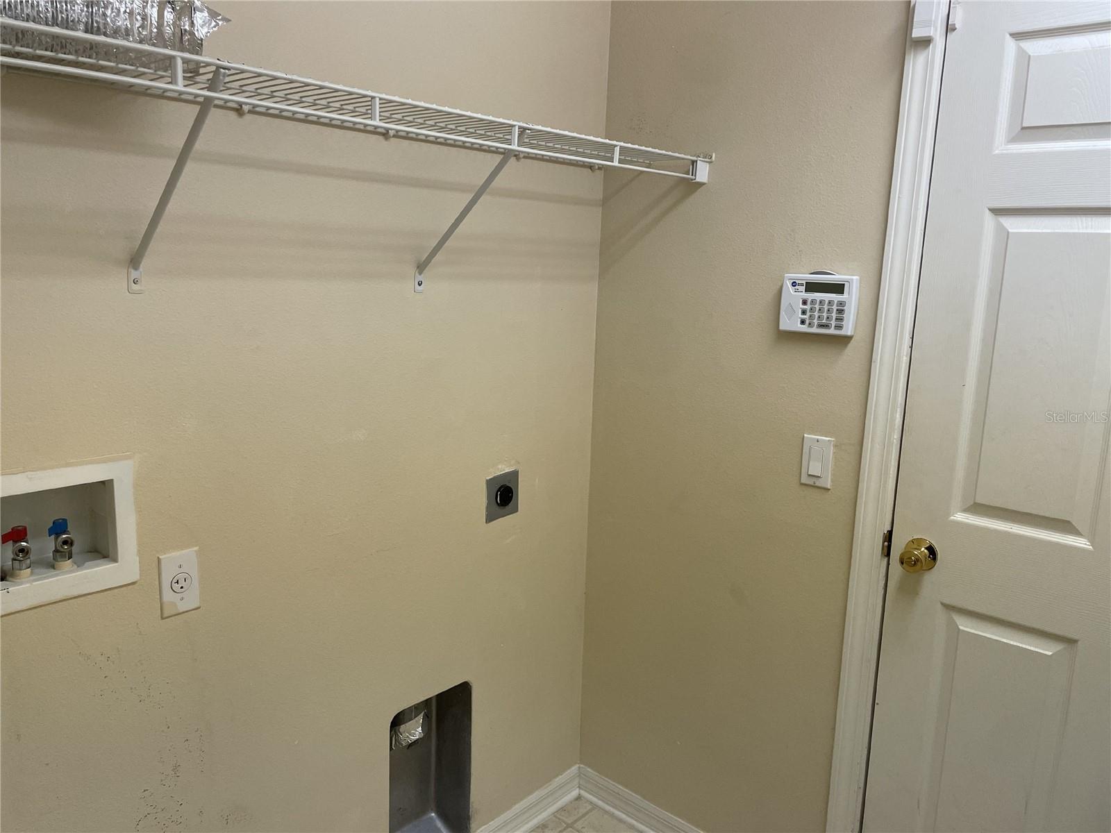 STERLING HILL PH 1A - Residential Lease