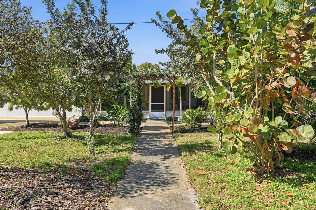 Photo of 2701 56th Street S, Gulfport, FL 33707 (MLS # TB8479149)