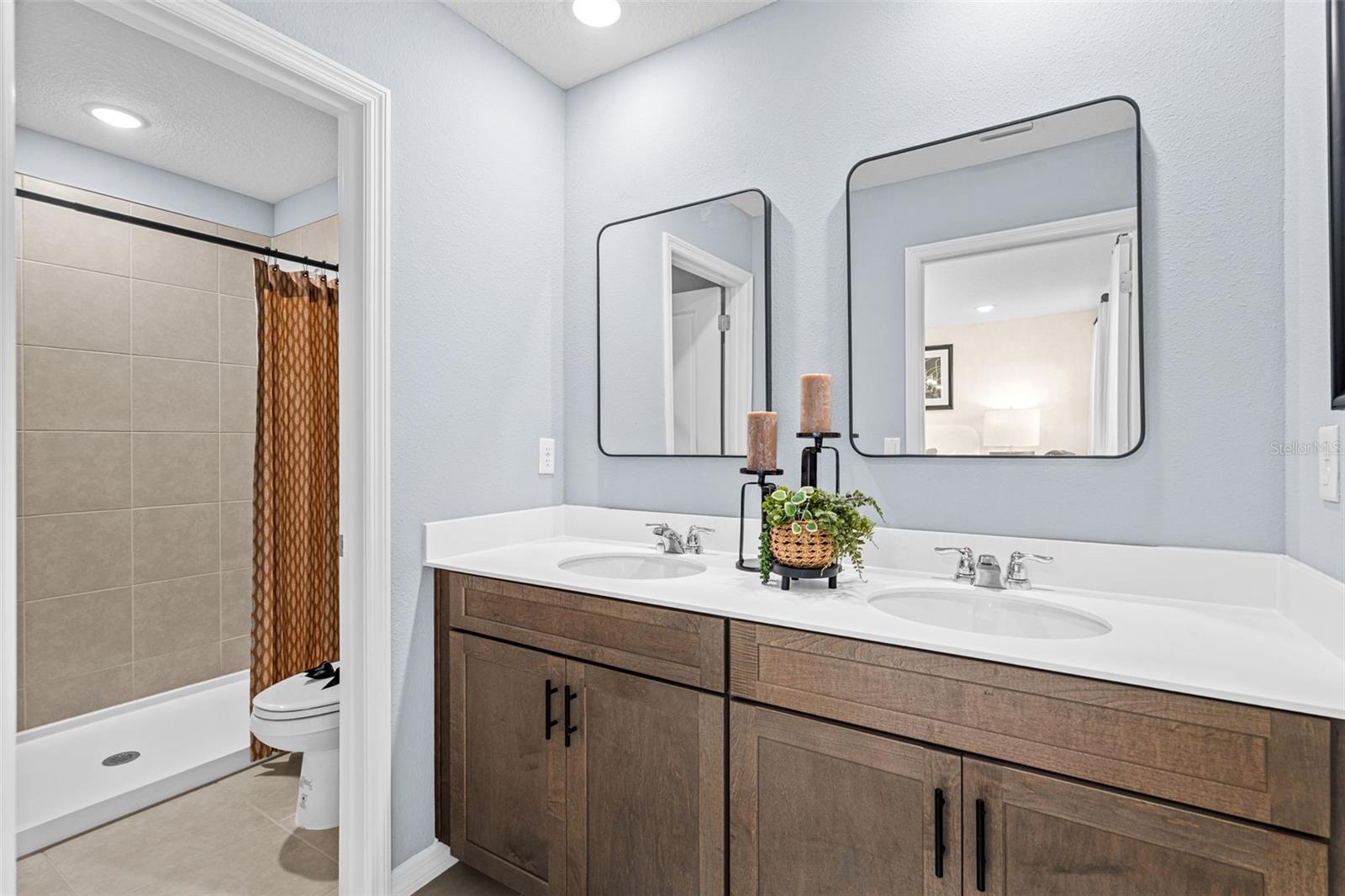 SHENANDOAH RESERVE - Residential