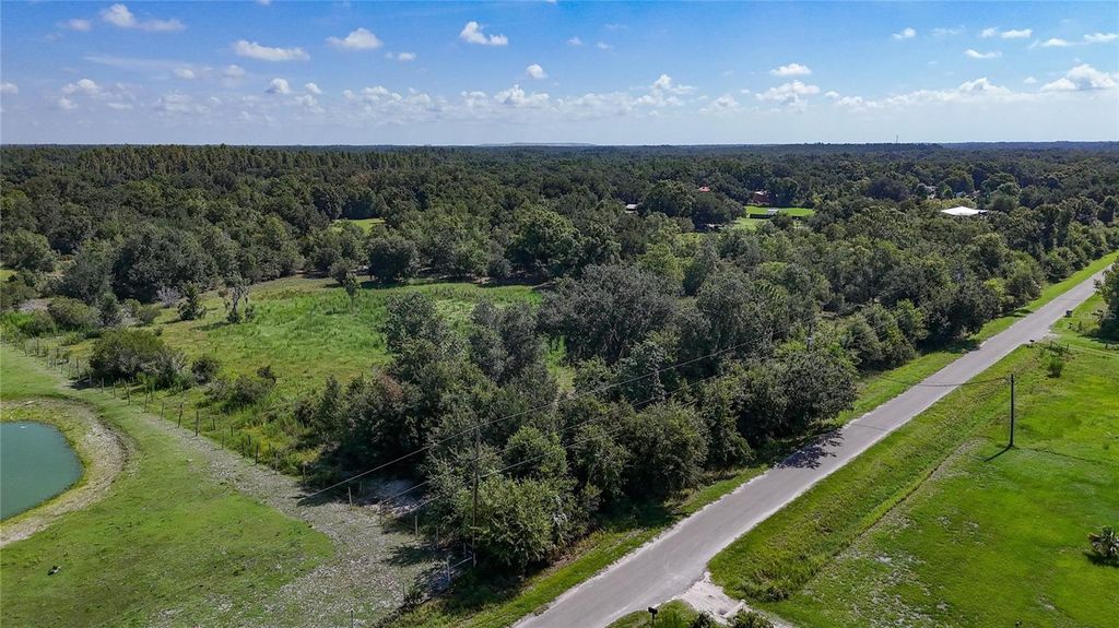 Photo of Red Hawk Lane, Plant City, FL 33565 (MLS # TB8530449)