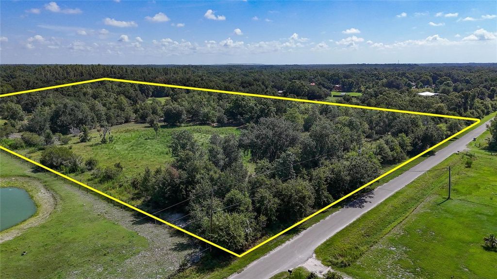 Photo of Red Hawk Lane, Plant City, FL 33565 (MLS # TB8530449)