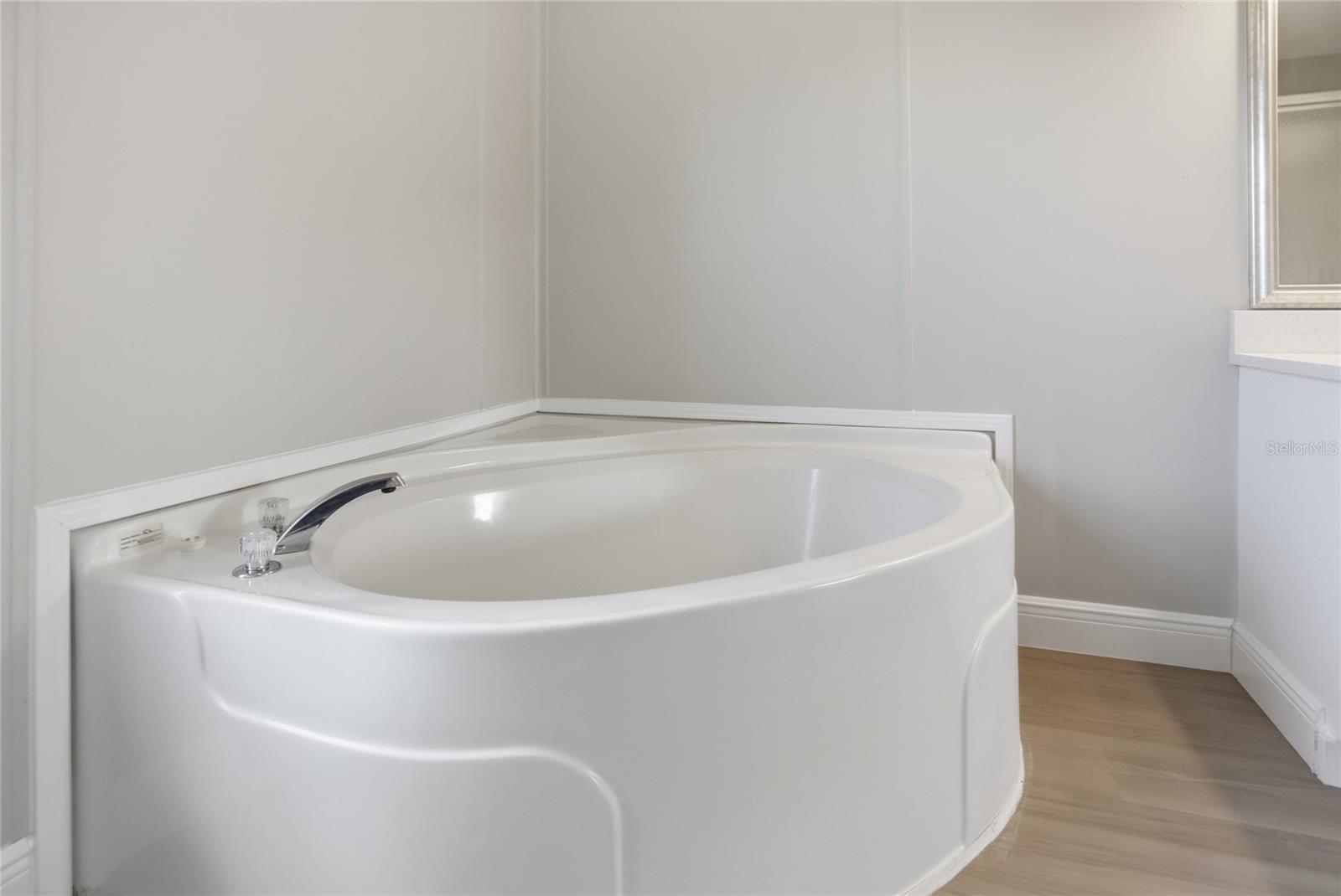 SILVER LAKE ESTATES UNIT 2 - Residential