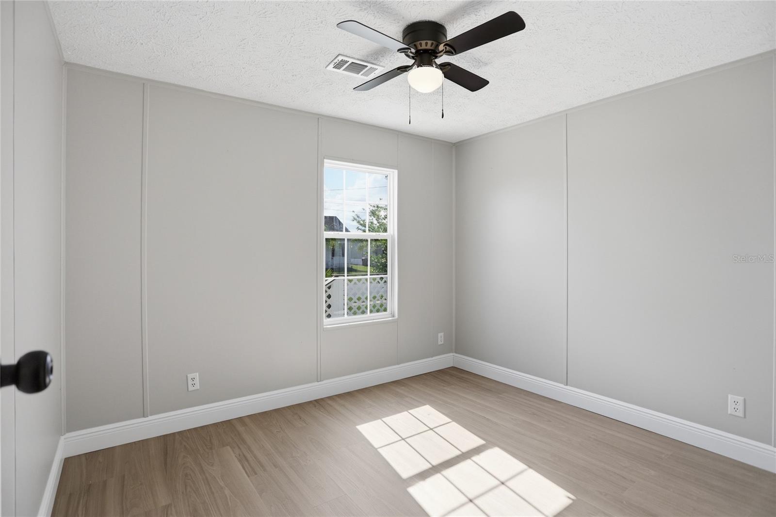 SILVER LAKE ESTATES UNIT 2 - Residential