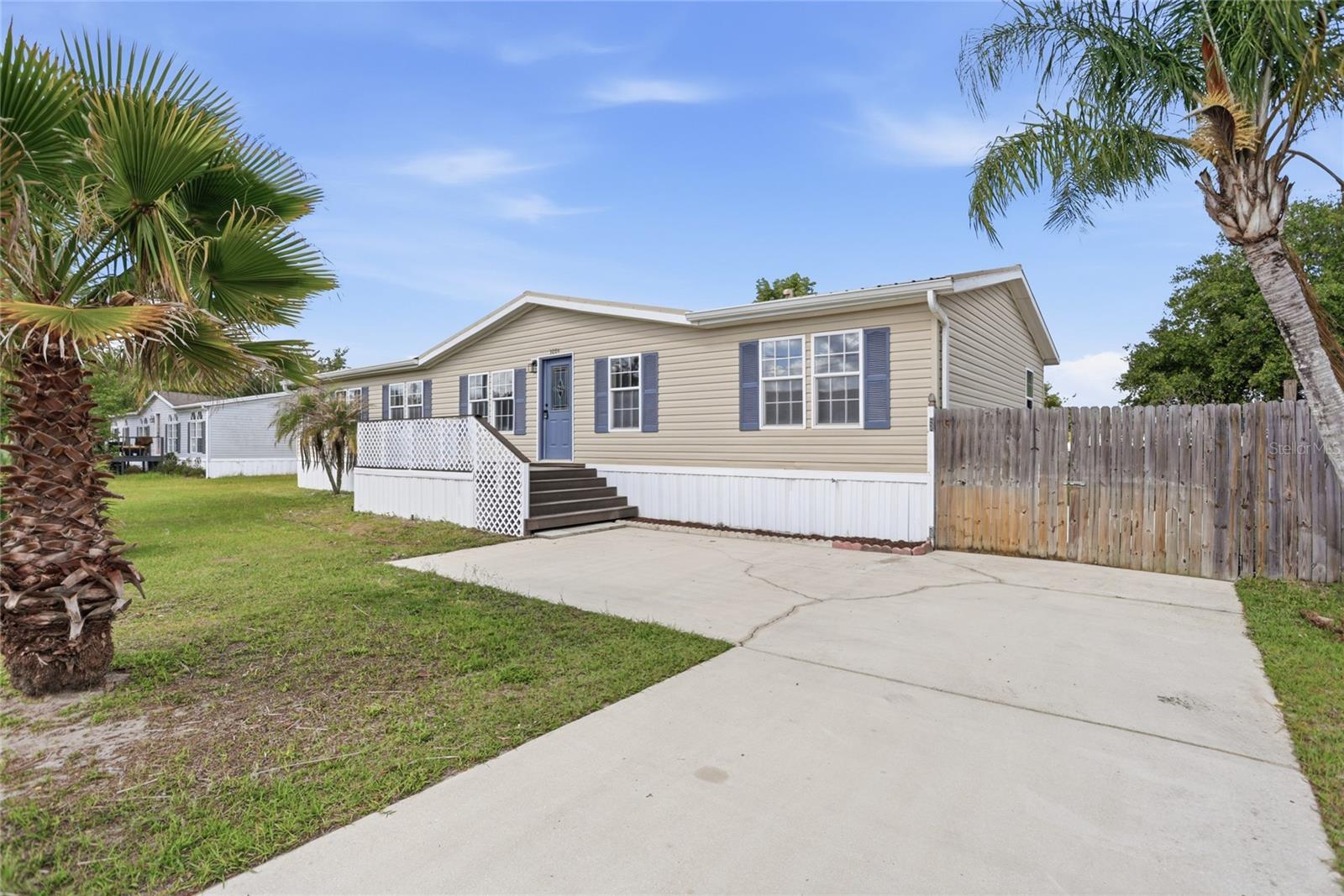 SILVER LAKE ESTATES UNIT 2 - Residential