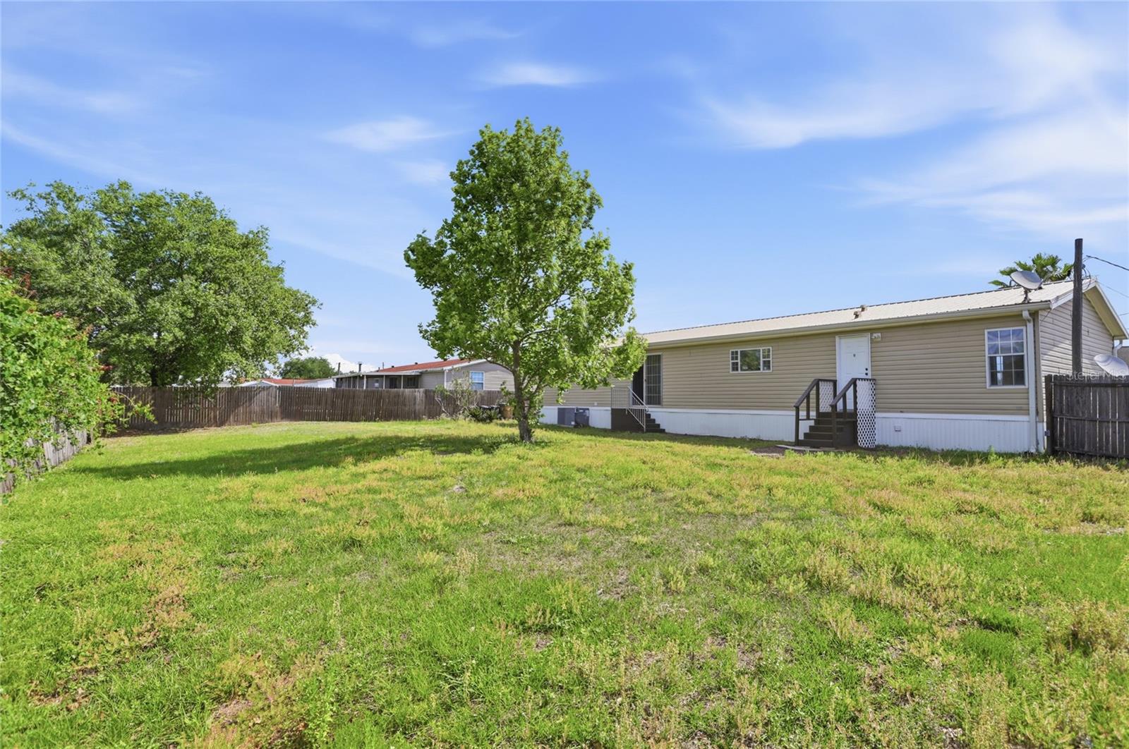 SILVER LAKE ESTATES UNIT 2 - Residential